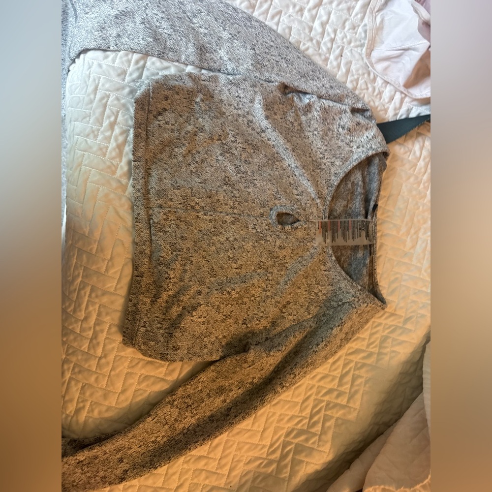 Gymshark Gray V-Neck